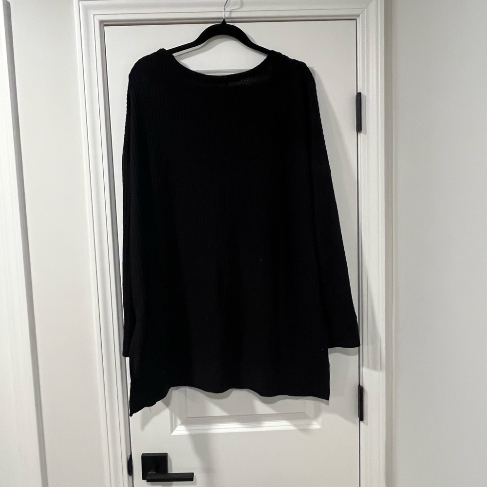 3/$20 Zenana Outfitters Classic Black Sweater - Picture 3 of 6